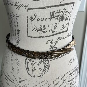 Gold Tone Stretchable Metal Leaf Fashion Belt Women's One Size Boho Festival